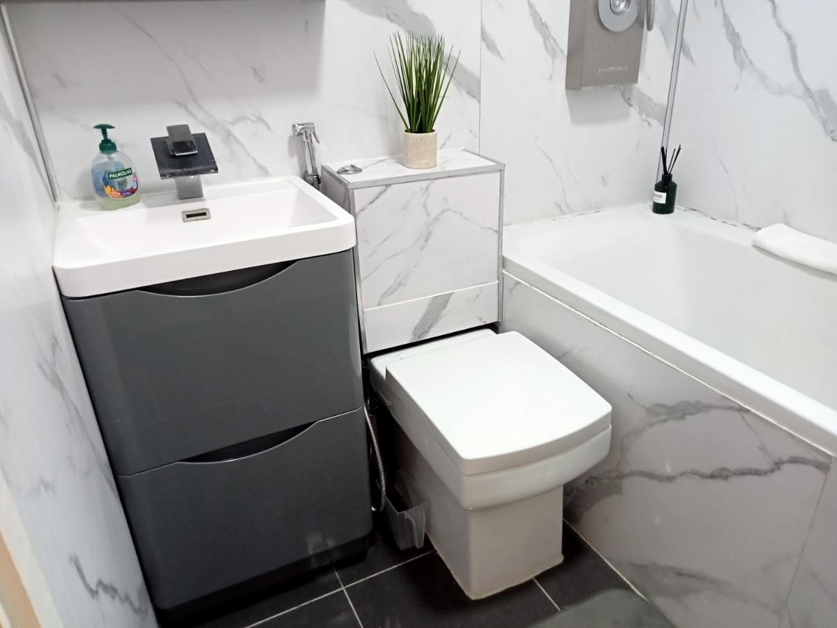 Studio Apartment In London, Bethnal Green 외부 사진