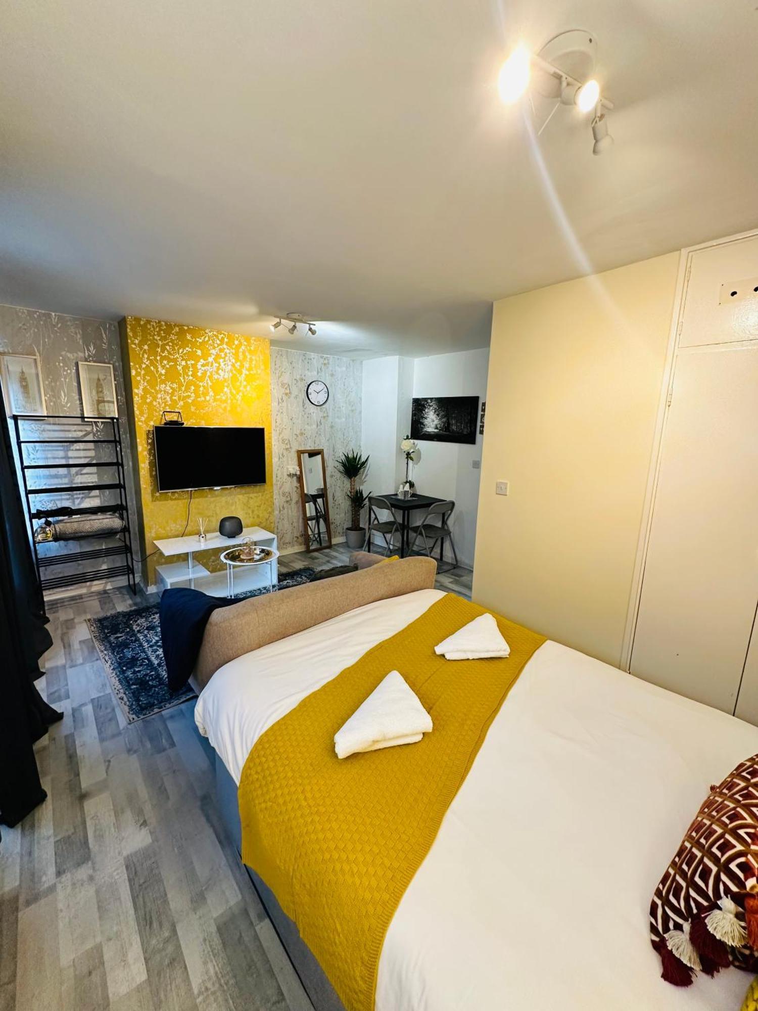 Studio Apartment In London, Bethnal Green 외부 사진