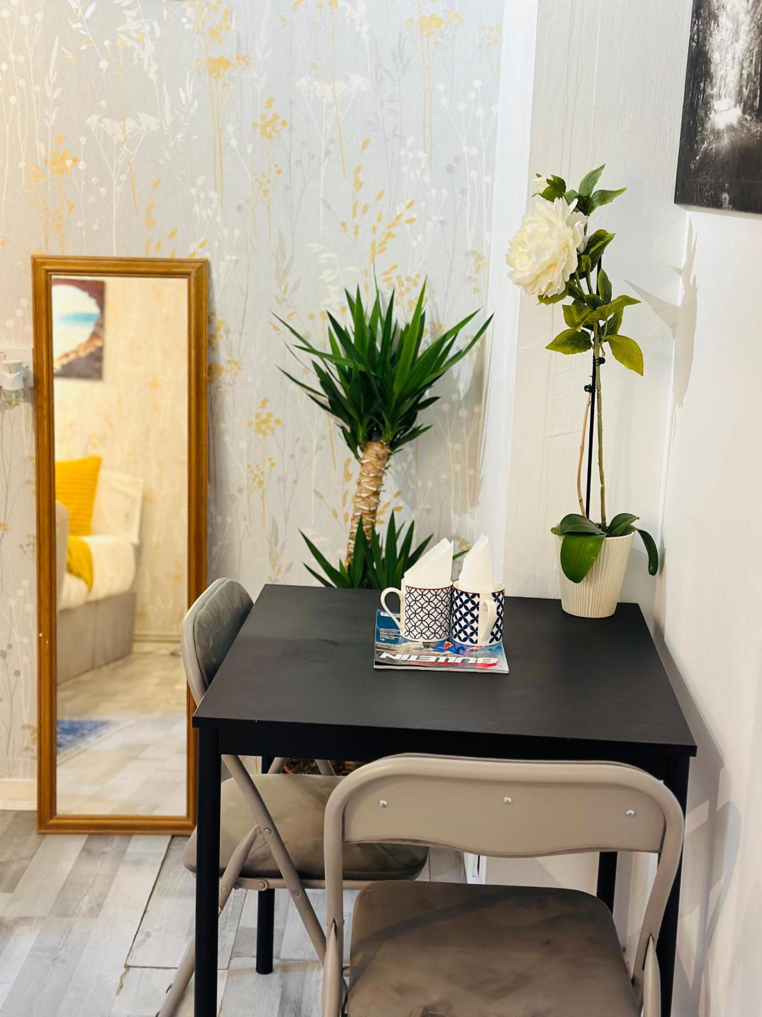 Studio Apartment In London, Bethnal Green 외부 사진